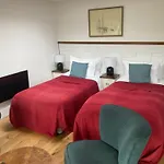 The Sett On The Wharfe Lodge