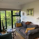 The Sett On The Wharfe Lodge Threshfield