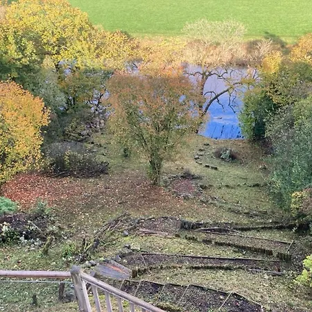 The Sett On The Wharfe *