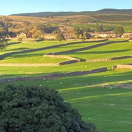 山林小屋 The Sett On The Wharfe