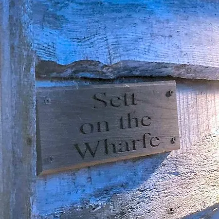 山林小屋 The Sett On The Wharfe Threshfield